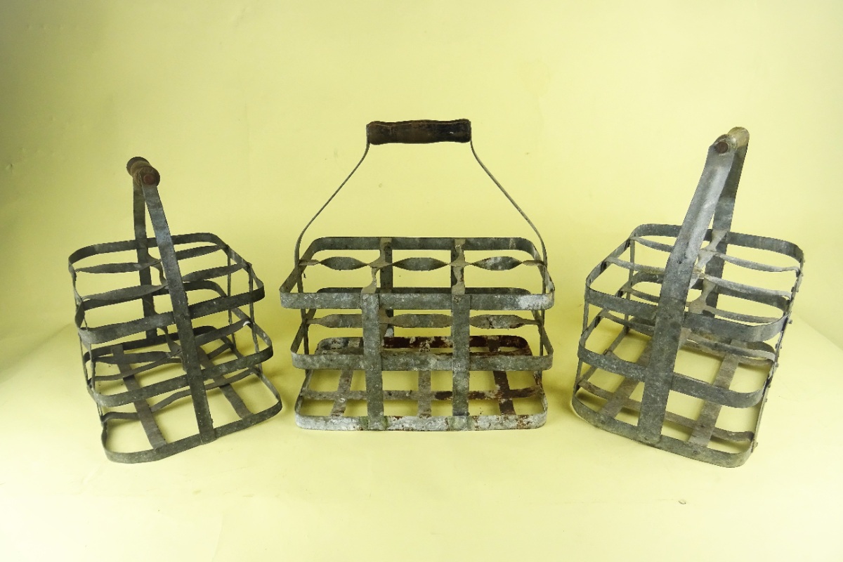 Vintage French Wine Bottle Carrier (3).JPG